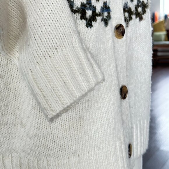 OLD NAVY Fair Isle Cardigan Crew Neck Button Front Sweater Cream Multi Small - Picture 7 of 11